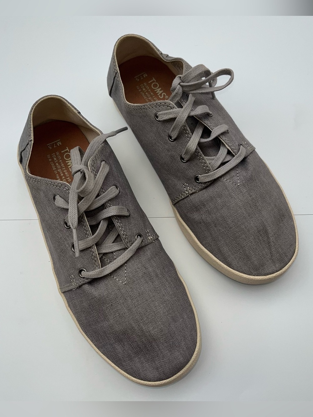 Toms Men's Textured Gray Canvas Lace-Up Sneakers